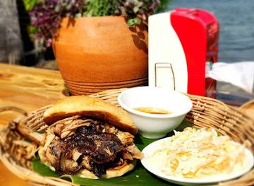 cambodia/kampot-province/restaurant/the-pig-pen-bbq