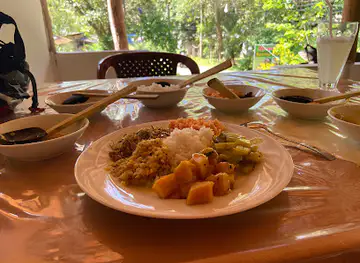 Kenoli Restaurant