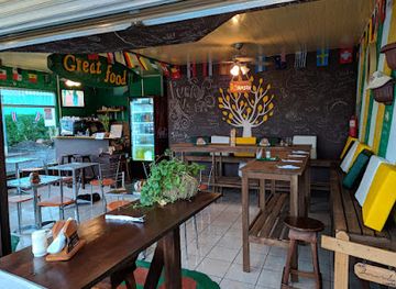 costa-rica/la-fortuna/restaurant/yellow-bark