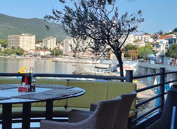montenegro/herceg-novi/restaurant/mimoza-restaurant