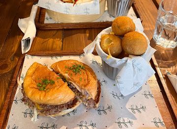 serbia/belgrade/zemun/restaurant/thyme-streetfood-breakfast