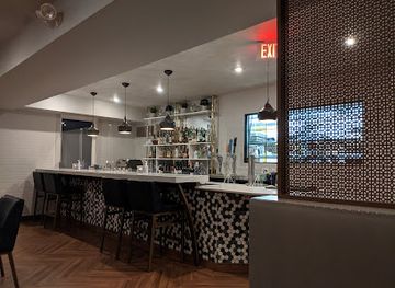 canada/ottawa/hintonburg/restaurant/stofa-restaurant