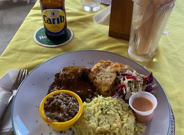saint-vincent-and-the-grenadines/canouan/restaurant/splendid-food-and-kakes