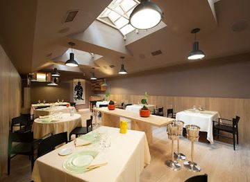 italy/milan/restaurant/joia