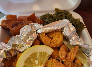 connecticut/meriden/restaurant/southern-dishes-seafood-desserts