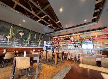 south-africa/port-elizabeth/restaurant/charlie-s-pizza-pasta