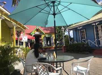 barbados/st-lawrence-gap/restaurant/happy-days-cafe