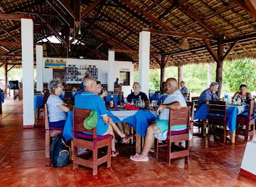 madagascar/ankarafantsika-national-park/restaurant/lakana-restaurant