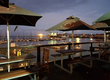 south-africa/eastern-cape/restaurant/off-the-hook