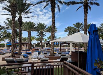 the-bahamas/nassau-and-paradise-island/restaurant/sip-sip