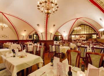 germany/lubeck/restaurant/ratskeller-zu-lubeck