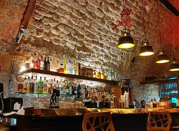 lebanon/tyre/restaurant/redwood-tyre