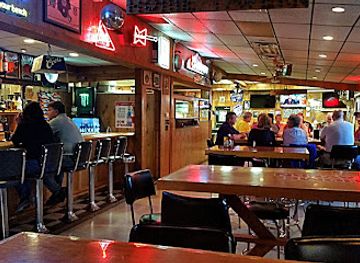 ohio/wayne-national-forest/restaurant/home-tavern