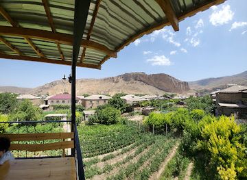 armenia/vayots-dzor-region/restaurant/wine-house-areni-cave