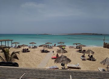 cabo-verde/praia-de-cruz/restaurant/alisios