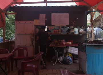 pakistan/karimabad/restaurant/tree-house-cafe