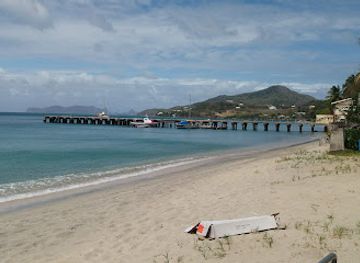 grenada/carriacou-and-petite-martinique/restaurant/snaggs