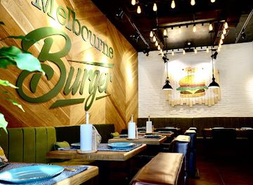 turkmenistan/murgab-river-basin/restaurant/melbourne-burger