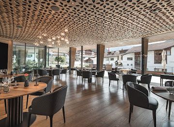 italy/alta-via-1/restaurant/granbaita-gourmet