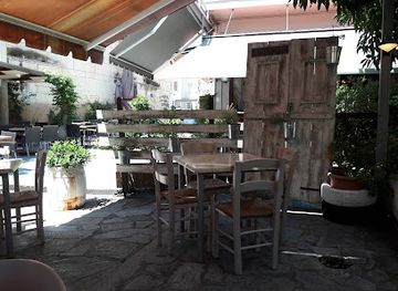 greece/lamia/restaurant/u