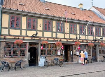 denmark/funen/restaurant/den-gamle-kro-a-s