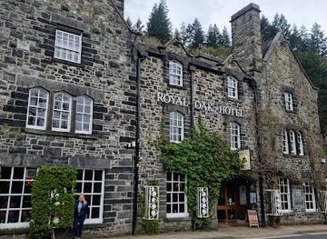 united-kingdom/snowdonia-national-park/restaurant/grill-room-at-the-royal-oak-hotel