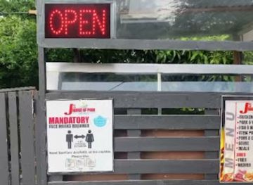 saint-lucia/dauphin/restaurant/j-s-house-of-pork-more