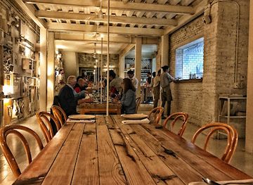 mexico/guadalajara/restaurant/hueso-restaurante