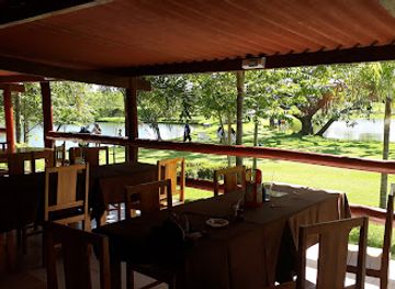 brazil/chapada-dos-guimaraes/restaurant/recanto-centro-america