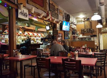 michigan/detroit/eastern-market/restaurant/vivio-s-detroit-eastern-market