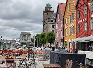 norway/bergen/bryggen/restaurant/madam-felle