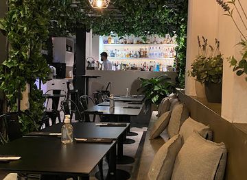 uruguay/montevideo/punta-carretas/restaurant/casa-magnum