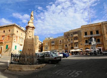 malta/three-cities/restaurant/main-square