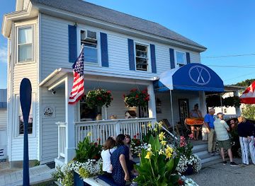 vermont/grand-isle-county/restaurant/blue-paddle-bistro