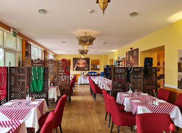 guernsey/forest/restaurant/sahara-city