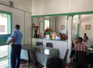 dominican-republic/san-juan-valley/restaurant/la-casita-verde