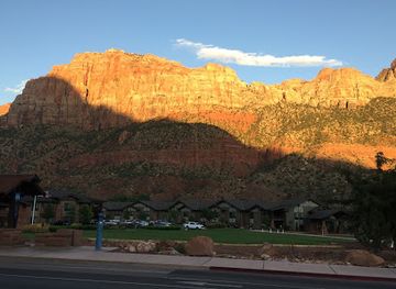 Bit & Spur Restaurant & Saloon