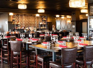 missouri/current-river/restaurant/top-of-the-marq