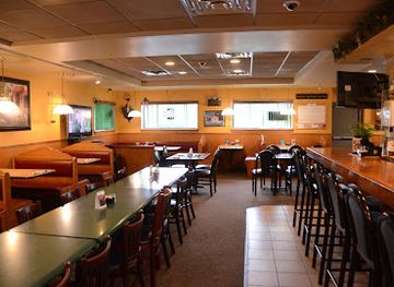 iowa/waterloo/restaurant/mama-nick-s-circle-pizzeria