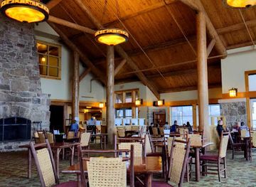 arkansas/mount-magazine-state-park/restaurant/the-skycrest-restaurant