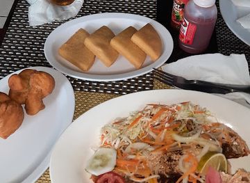 jamaica/kingston/restaurant/jolly-s-restaurant