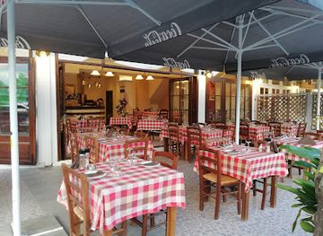 greece/volos/restaurant/lola-luna