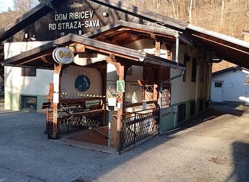 slovenia/posavje/restaurant/stirje-ribniki