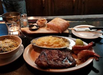 oklahoma/great-plains-country/restaurant/molly-s-landing