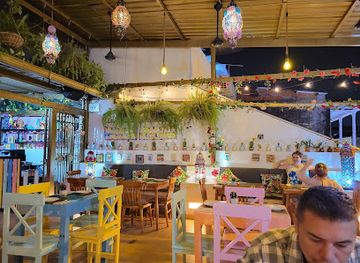 colombia/cartagena/getsemani/restaurant/a-los-chingadazos