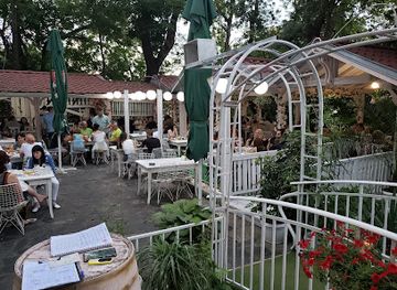 bulgaria/danubian-plain/restaurant/yuzhen-polah-pri-malak-bunardzhik-restaurant