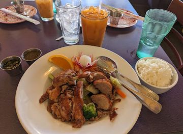 new-mexico/taos/restaurant/sushi-siam