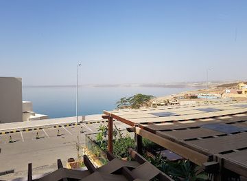 jordan/dead-sea/restaurant/java-u