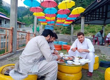 pakistan/swat/restaurant/trout-republic