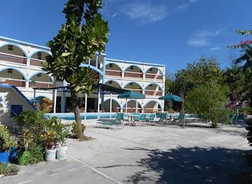 haiti/grand-anse/restaurant/la-cayenne-bar-restaurant-patisserie-cremerie-location-materiels-et-equipements